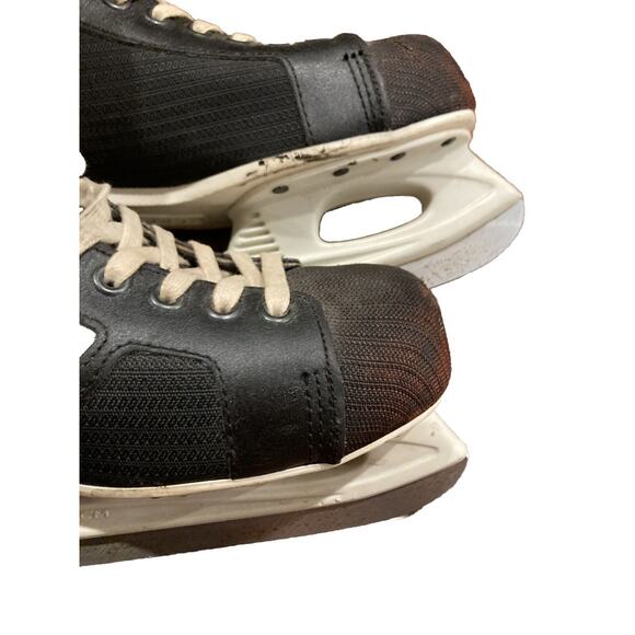 Vintage Bauer Black Panther Hockey Skates Size 10.5 D Men's Ice 81 - Picture 2 of 16